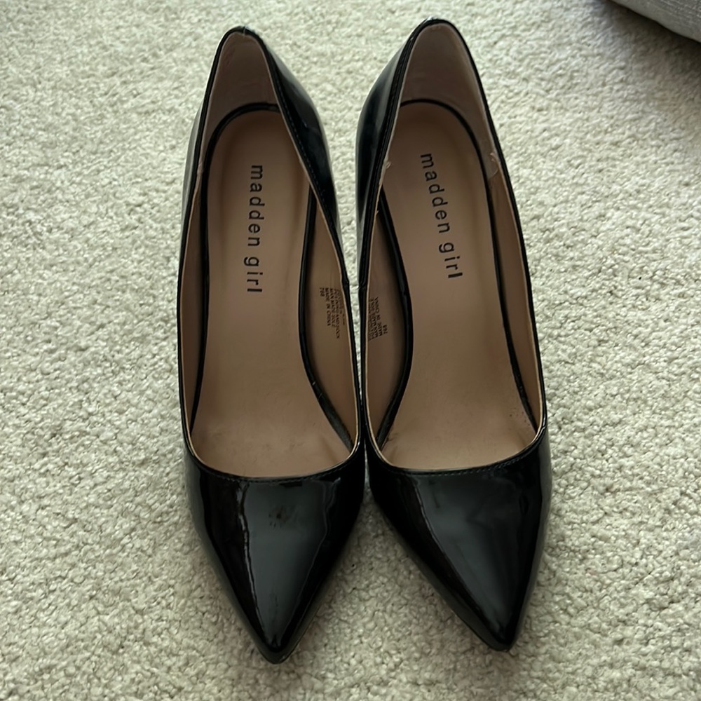 Madden girl black patent heels